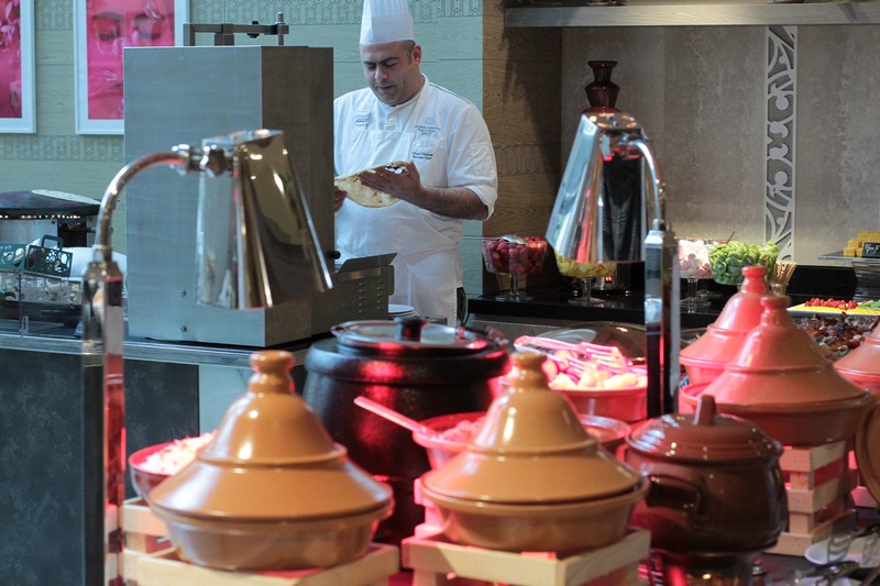 Sunday Buffet at Kempinski Summerland Hotel